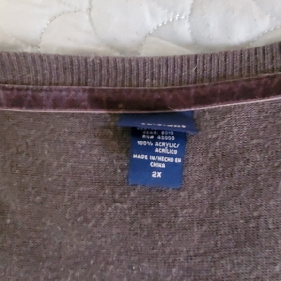 Sweater - Picture 3 of 4